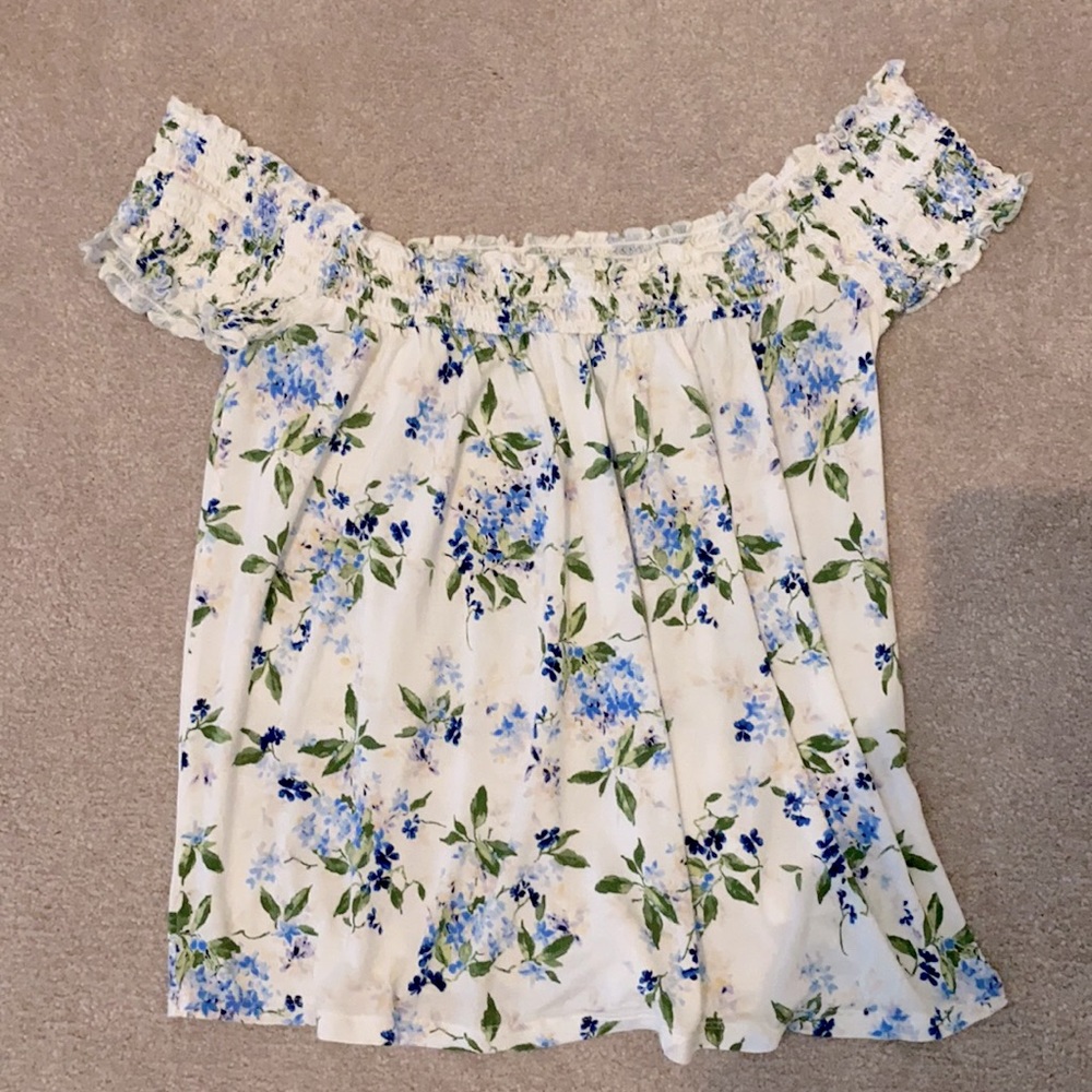 American Eagle floral off the shoulder top, size S
